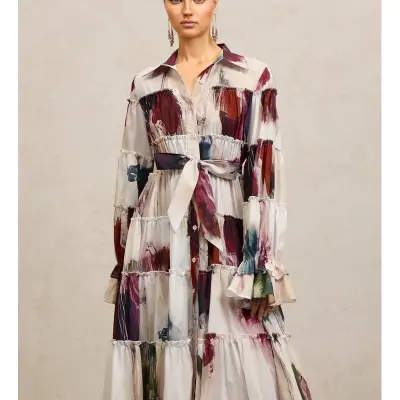 فستان رعنانا ماكسي مطبوع عليه زهور بأكمام طويلة وياقة دائرية