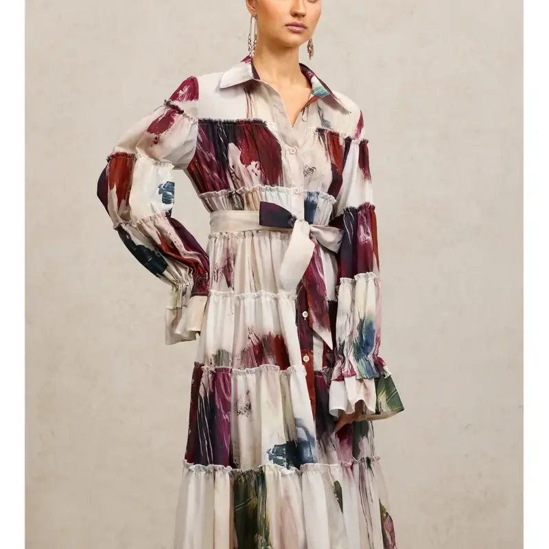 فستان رعنانا ماكسي مطبوع عليه زهور بأكمام طويلة وياقة دائرية