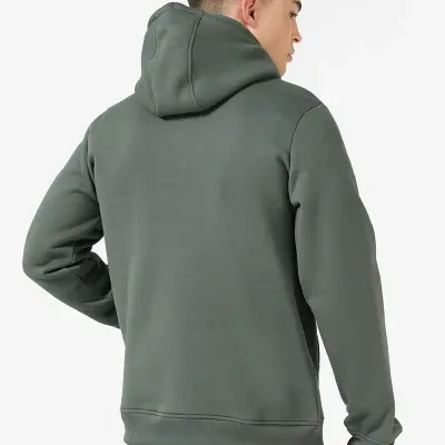 سترة بغطاء رأس